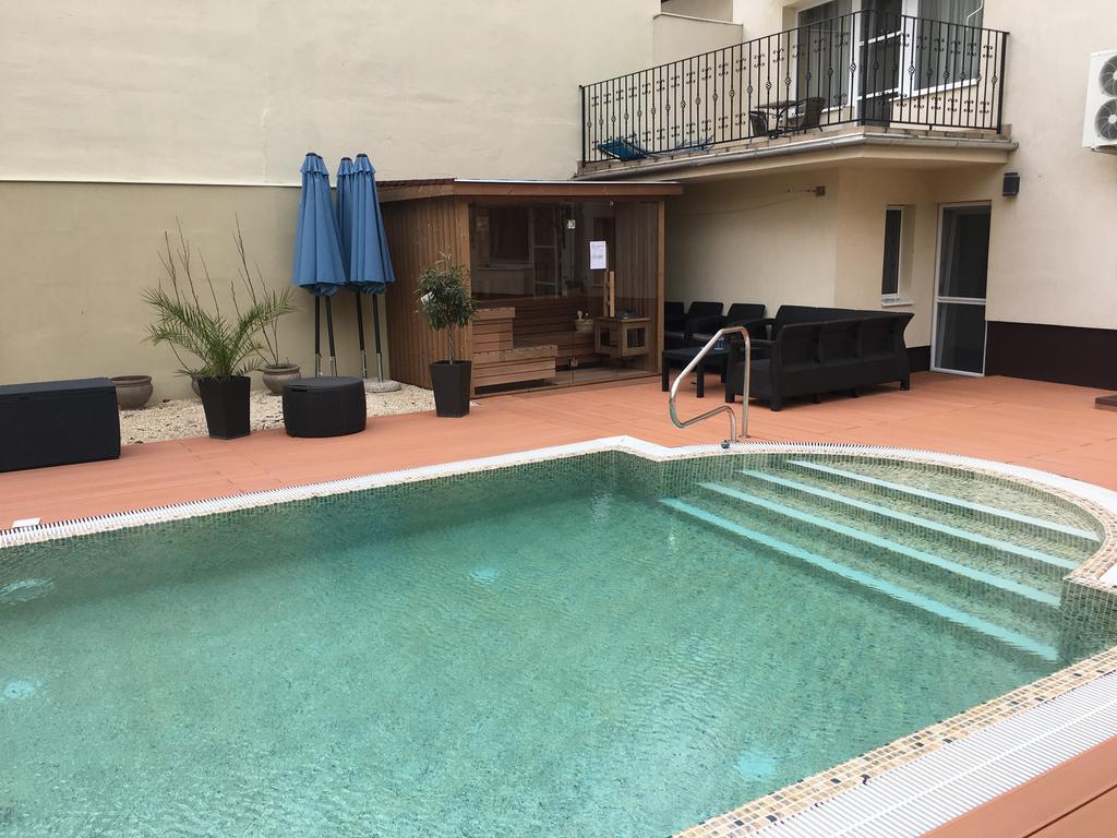 Mosoly Apartman Сегед Екстериор снимка
