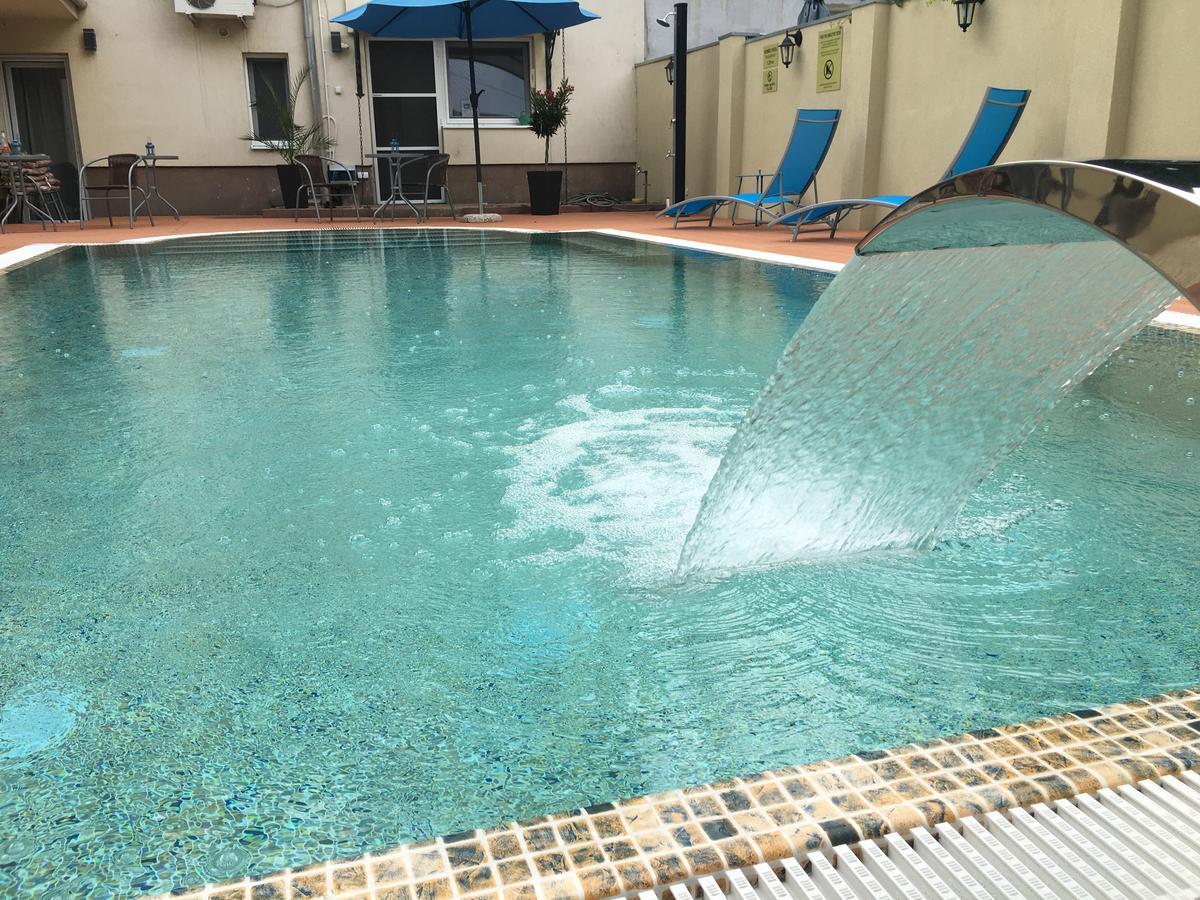 Mosoly Apartman Сегед Екстериор снимка