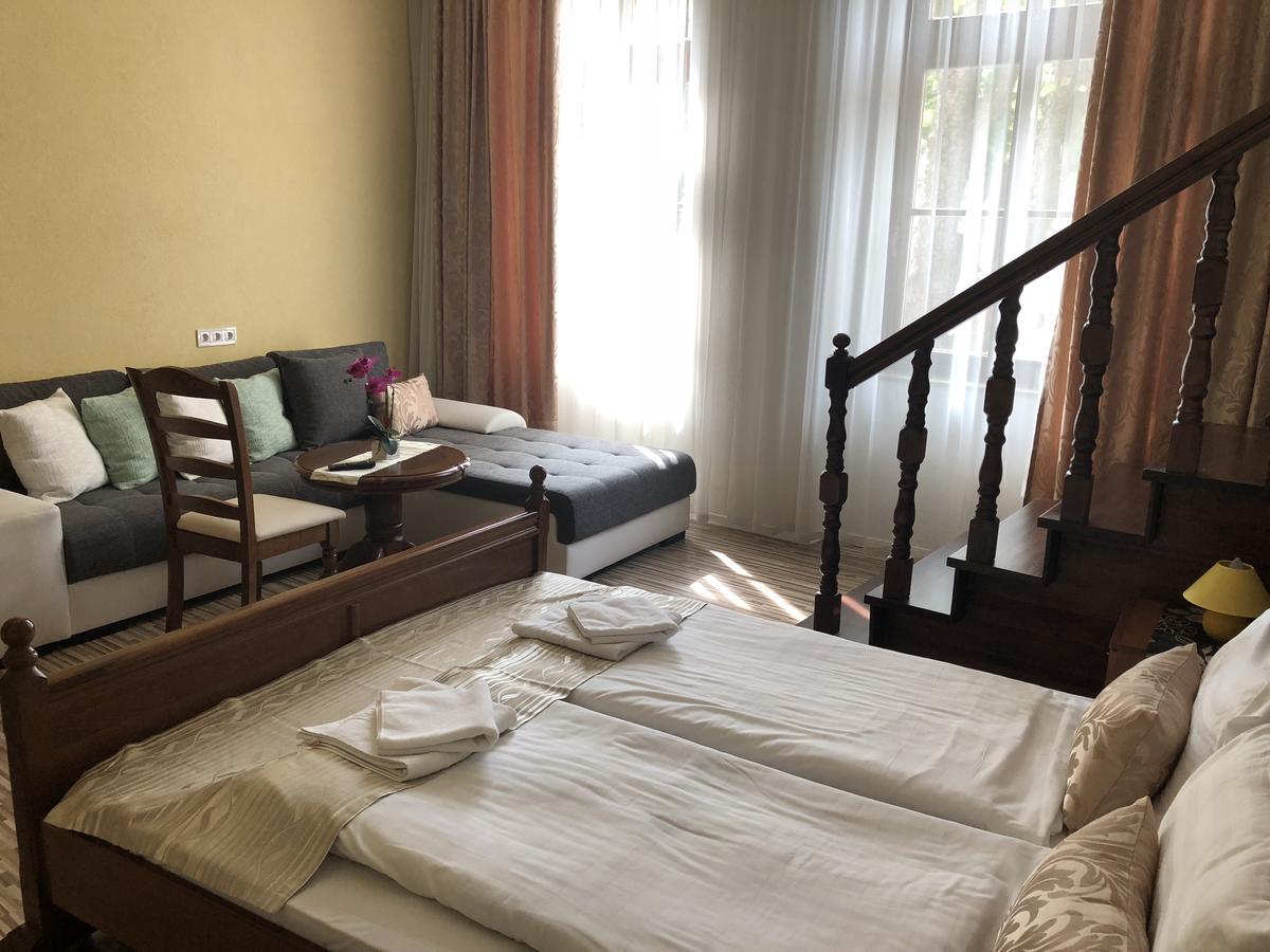 Mosoly Apartman Сегед Екстериор снимка