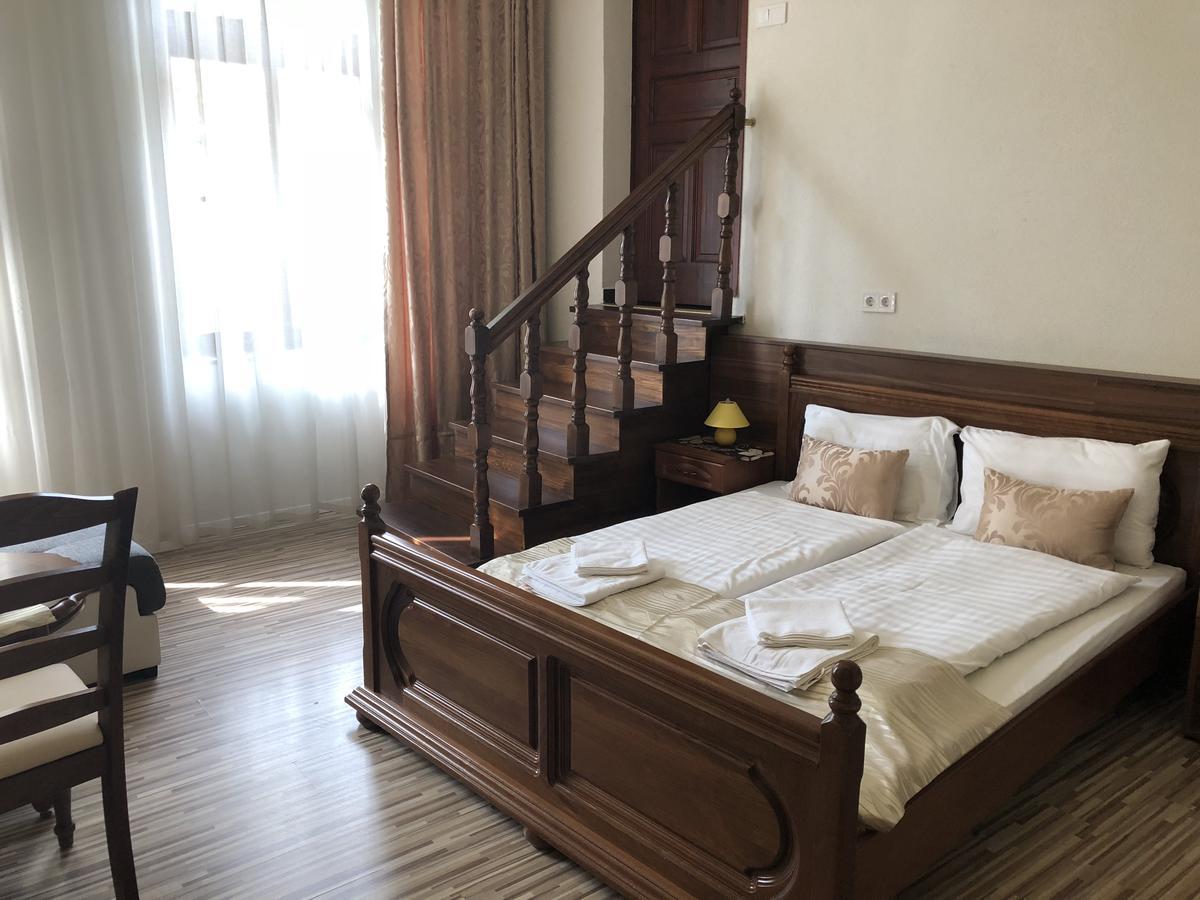 Mosoly Apartman Сегед Екстериор снимка