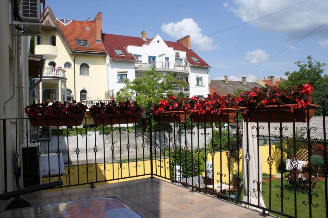 Mosoly Apartman Сегед Екстериор снимка