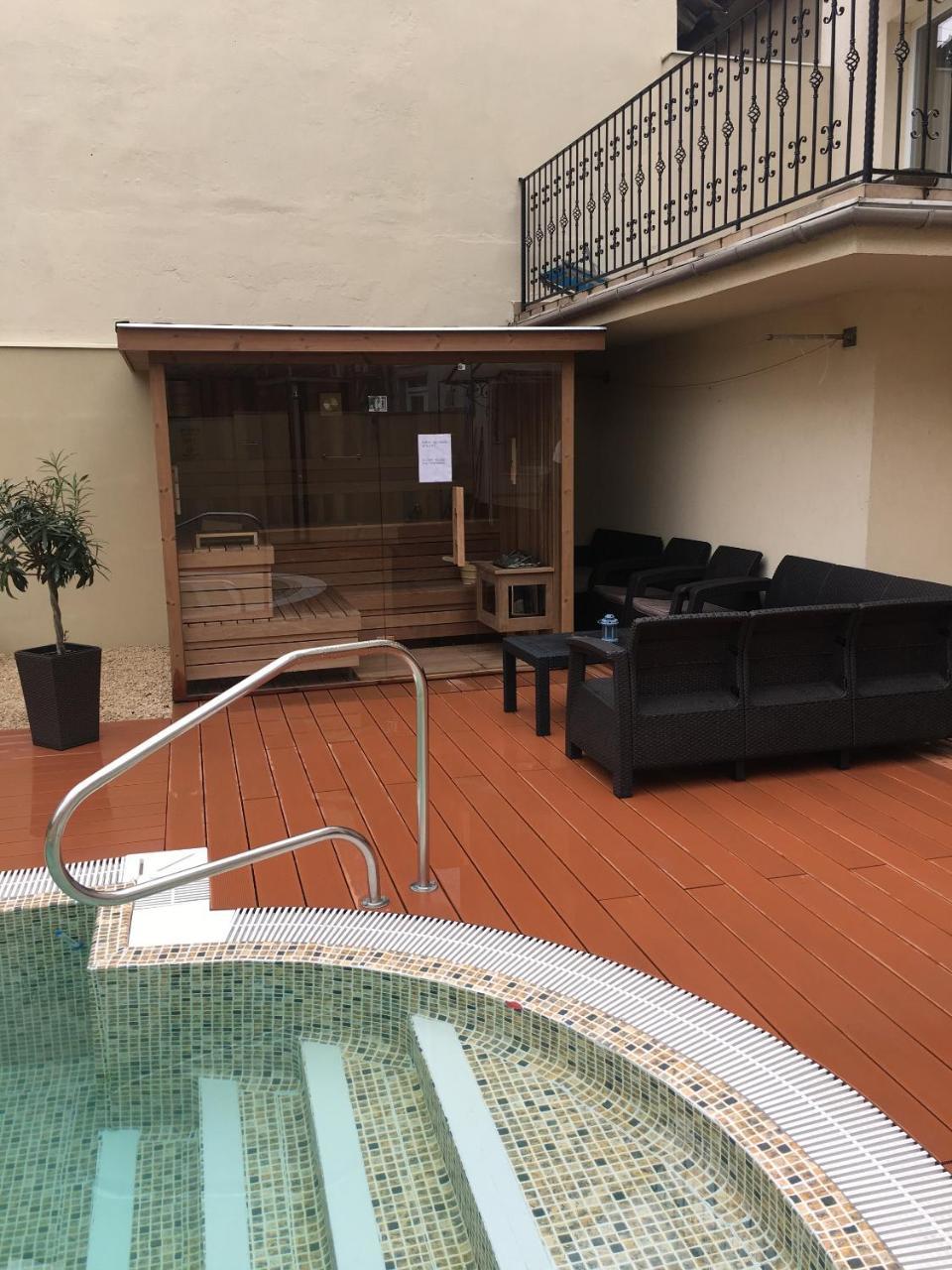 Mosoly Apartman Сегед Екстериор снимка