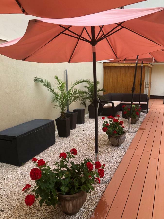 Mosoly Apartman Сегед Екстериор снимка